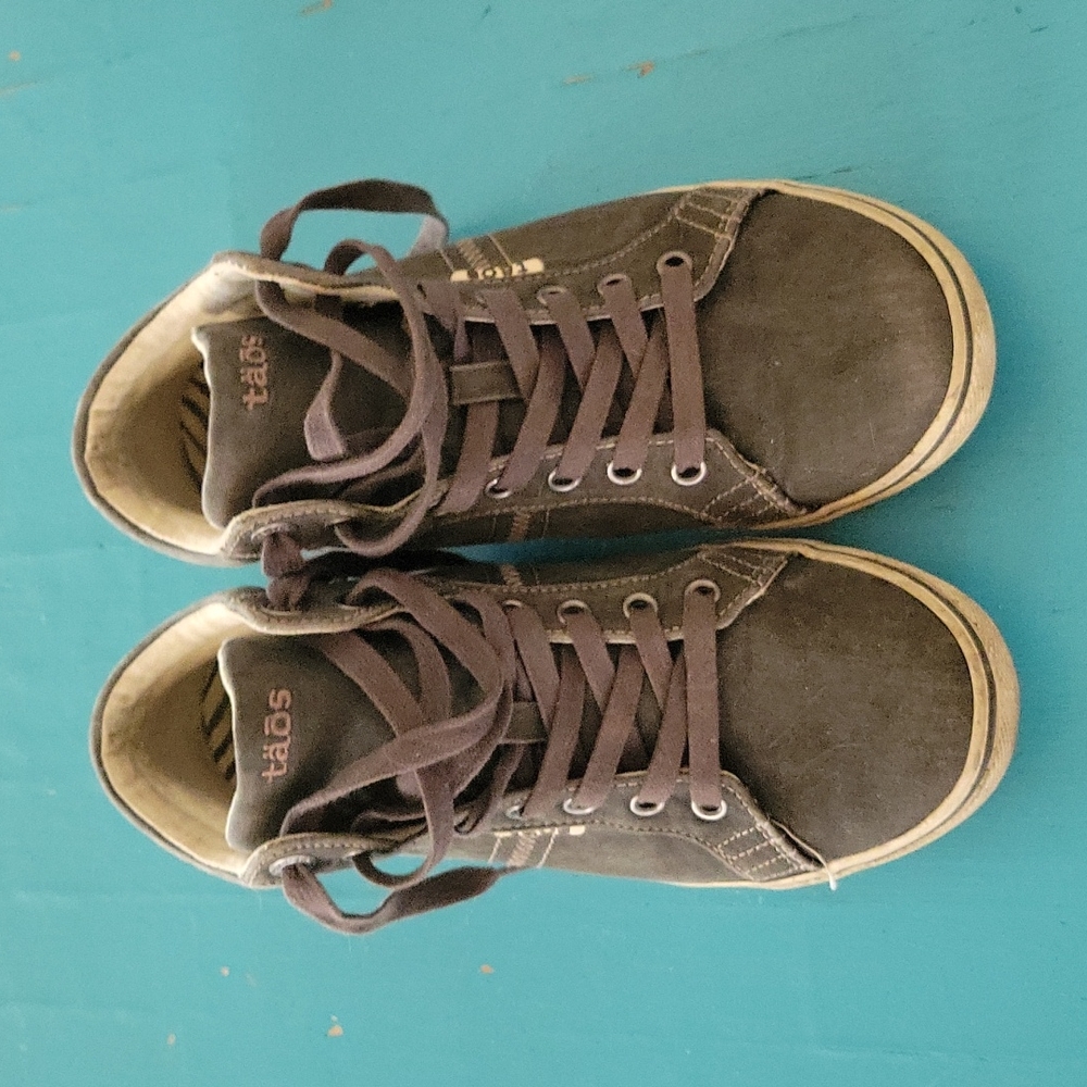 Taos ankle sneakers